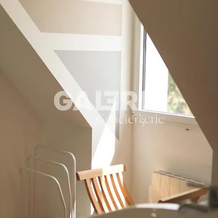 Gc - Parenthese Villa